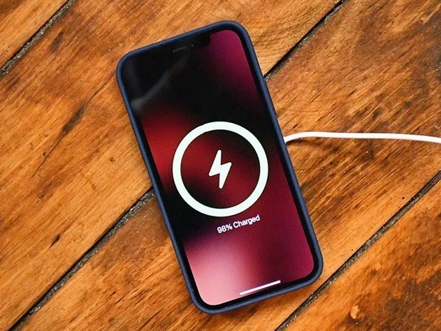 明山苹果手机维修分享iPhone 12可以随便充电吗 